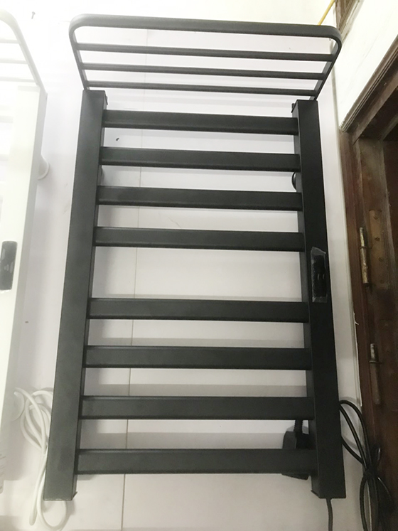 miken20r395b-2-1 Giàn sấy khăn tắm khăn mặt màu đen Miken R395B Chính Hãng 17