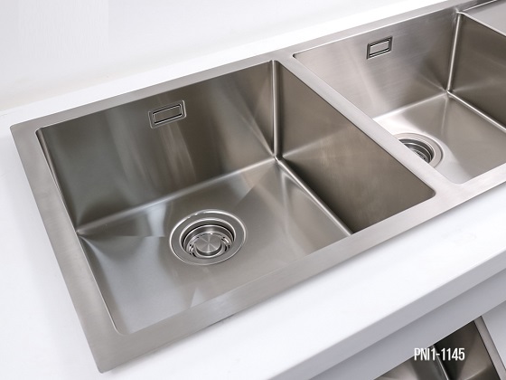 pona-pni1-1145-3 Chậu rửa bát 2 hố cân có bàn Inox304 Carysil Pona PNI1-1145 (110x45cm) Chính Hãng 4